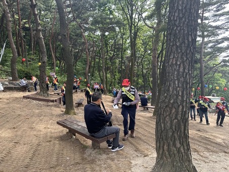 금천구, 드론 날려 산불 막는다... 산불 예방 총력