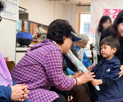 중구, 각계각층 동참한 가정의 달 나눔 릴레이