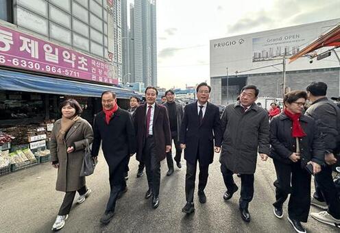 이병윤 서울시의회 교통위원장,  국민의힘, 경동시장 청년몰 민생경제 현장간담회 참석!