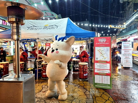용산구, 겨울밤 밝힌 전통시장… ‘용용이 야시장’성황