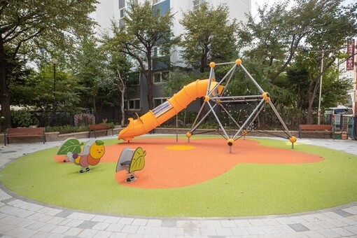 동네 공원이 힐링장소로 변신하다...양천구, 쉼터공원·신정어린이공원 새 단장 마쳐