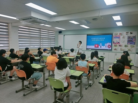 성동구, 청소년·어르신 맞춤형‘의약품 안전사용 교육’실시