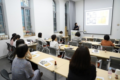 용산구, 용산역사박물관 자원봉사자 역량 강화 교육 나서
