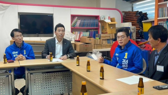 전병주 광진구청장 예비후보, ‘광진의 변화’위해 정원오 시장후보·이정헌 국회의원과 중곡제일시장 방문