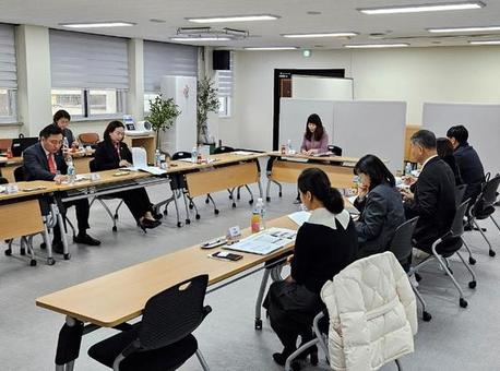서울시의회 이새날 의원, 학교 통학로 안전 강화 협의체 회의 나서