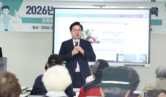 “틀니 세척, 이제 무료로 하세요”동작구, 초음파 세척기 운영