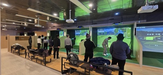 2호선 용산역에 대구 최대규모‘스크린 파크골프장’개장