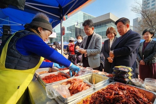 2025년 마포구 설맞이 직거래장터 운영