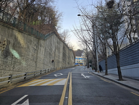 관악구, 급경사지 ‘스마트 도로 열선’ 12.7km 구축 완료해 겨울철 안전사고 막는다