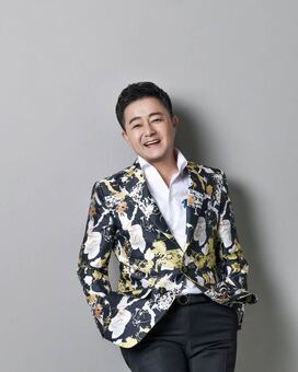 가수 진시몬, 신곡 ‘산넘어산’ 발표