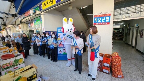 경남도, 인플루엔자 유행에 따라 예방접종 독려 등 홍보 캠페인 펼쳐