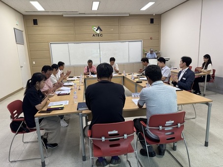 경남도, 딸기 우량모주 생산․보급 협의체 회의 개최