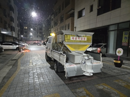 경기도, 효율적 제설위해 ‘사전제설 개시정보 운용모델’ 개발 적용중