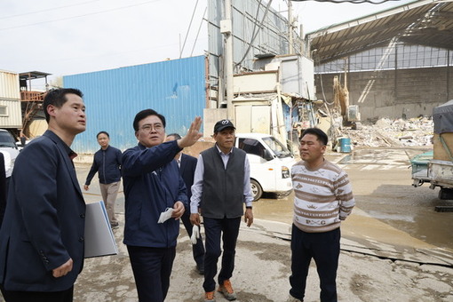 진교훈 강서구청장, ‘방화동 건폐장 이전 사업’ 현장 점검