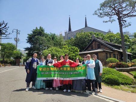 벚꽃·맛 따라 대구로… 중국 쿤밍 관광업계 팸투어 진행