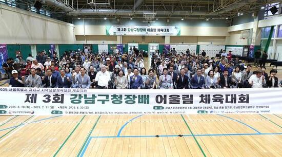 서울시의회 이새날 의원, 노인과 장애인의 하모니에 감동…“세대와 세대, 마음과 마음을 잇는 무대”