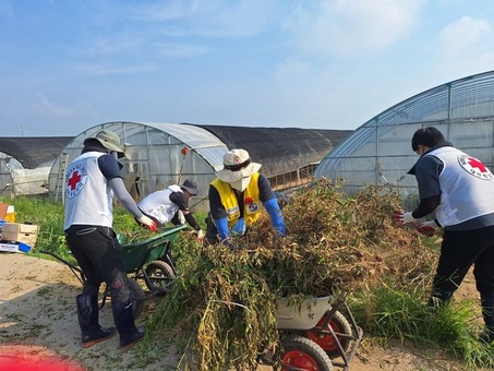 대한적십자사 인천지사,  수해복구 지원 위해 총 출동