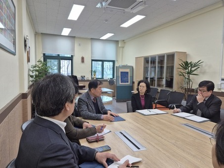 서울특별시중부교육지원청, 헌법재판소 인근 학교에 임시 휴업 적극 권고