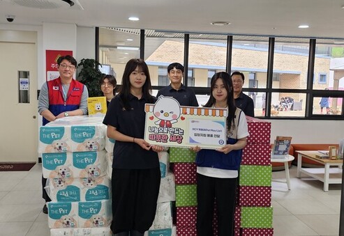 경기적십자사 RCY 펫플리, 유기동물 입양지원 물품 전달