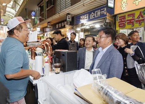 마포구, 2025년 전통시장 및 상점가 활성화 장관 표창’ 4관왕 수상!