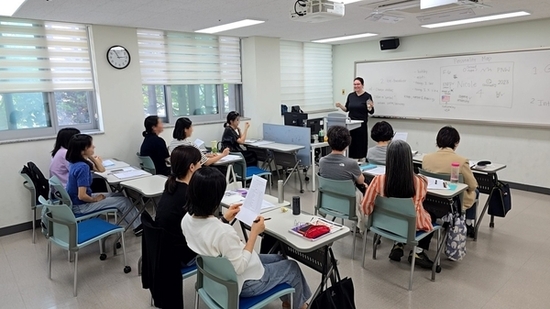 용산구, 7개 언어로 여는 ‘글로벌 교실’ 45개 강좌로 확대 