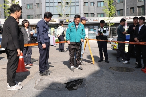 예고 없는 사고에도 즉시 현장으로... 박강수 마포구청장 발로 뛰는 행정 실천