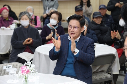 아름다운 선율 가득’ 박강수 마포구청장, ‘아주 작은 음악회’ 참석