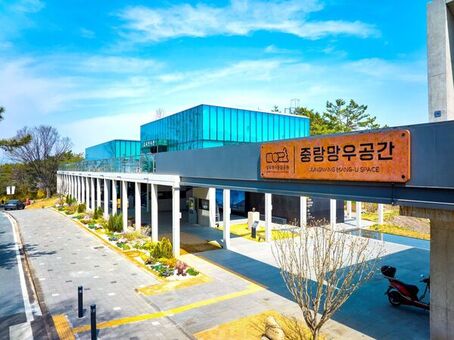 중랑구 ‘망우역사문화공원’누적 방문객 214만 명  서울 대표 문화명소로 정착