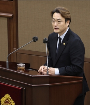 '기승전 일자리' 공약했던 박유진 의원,  일자리 조례로 최우수상 수상 