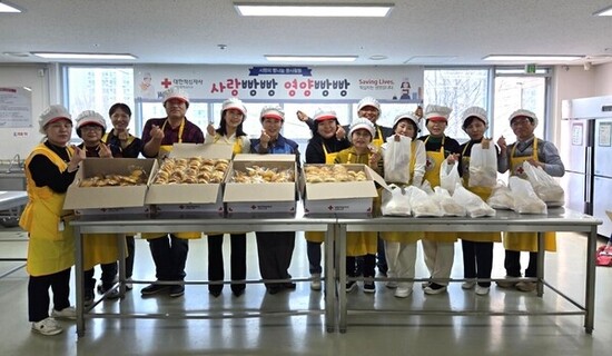 신한은행 중구청지점,  취약계층 위한 사랑의 빵 나눔 봉사