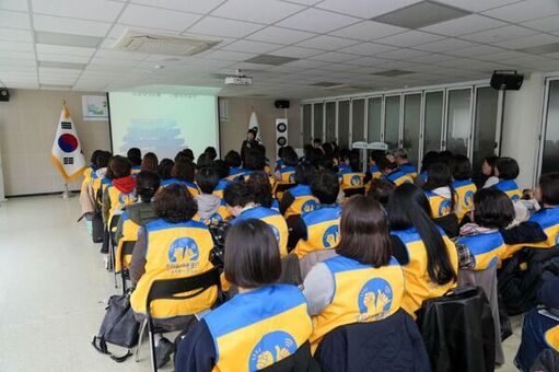 강북구, 우리동네돌봄단 직무교육 실시… 이웃 돌봄 안전망 강화
