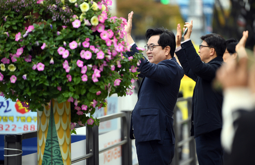 “추억은 크게, 부담은 없게” 자치구 최초! 동작구, 중고생 수학여행 경비 지원