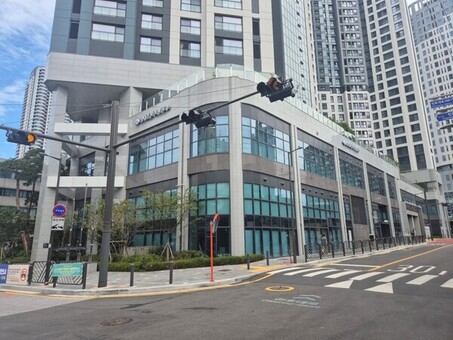 더 넓고 편리해진 성내2동 신축청사…9월 15일부터 개시