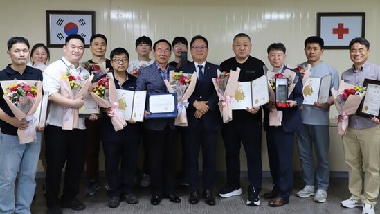 대한적십자사 인천혈액원, 혈액사업 유공자 표창 전수식 개최
