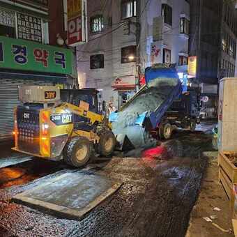 주민·상인 숙원 해결 ‘창신골목시장 노후도로’ 정비