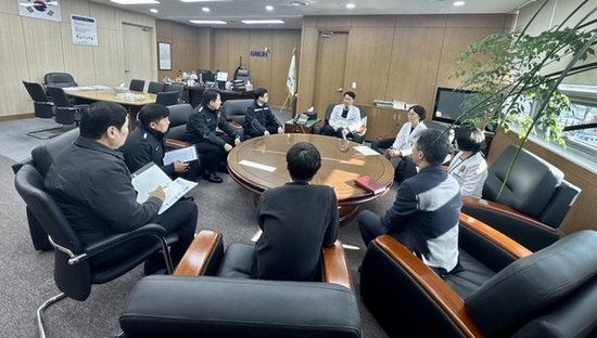 경남소방, ‘응급실 이송 지연’ 해소 위해 진주 응급의료기관 잇달아 방문