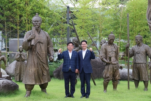박강수 마포구청장, 자매도시 고창군 방문...상호 발전과 교류 강화 강조