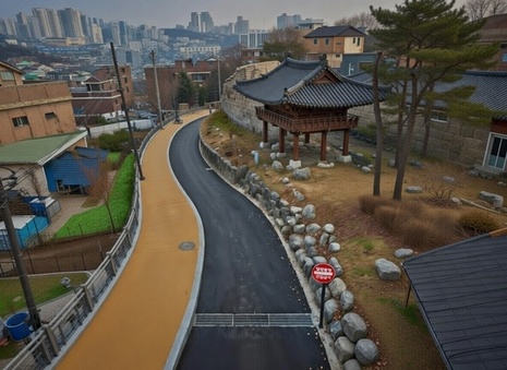 종로구, 낙산성곽길 정비…안전·휴식·경관 갖춘 보행로로