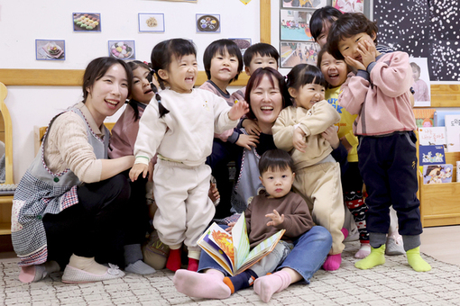 성동구, 2025년 합계출산율 서울 자치구 유일‘0.8명’회복... 2년 연속 1위!