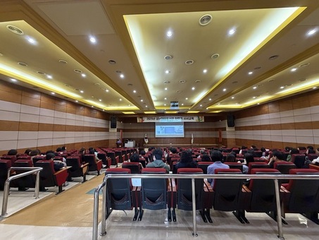 경남도, 2025년 경남대표도서관 하반기 사서교육 개최