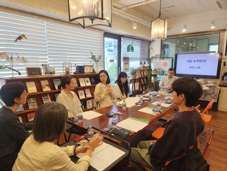 “별 하나에 내 이야기 담는다” 윤동주 서거 80주기 문학 창작 프로젝트