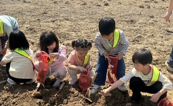 동대문구어린이급식관리지원센터, 체험형 특화사업 ‘꼬마농부의 자연 놀이터’ 실시 성료