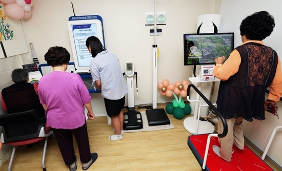 노원구, IoT 기술 접목한 맞춤형 ‘스마트 경로당’ 개소