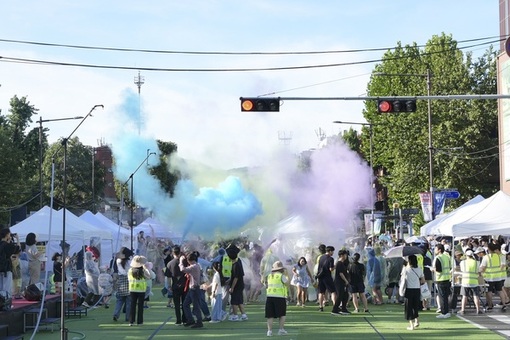젊음이 도심을 점령한다, 대학로가 ‘청년 축제’로 들썩