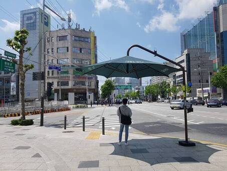 중랑구‘무더위 그늘막’가동, 폭염 선제 대응