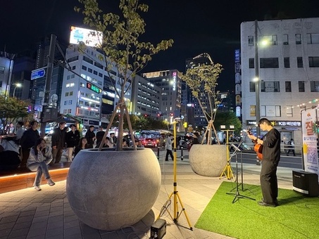 “설레는 여름밤의 낭만을 즐기세요” ‘강동 영 그라운드 버스킹’ 개최