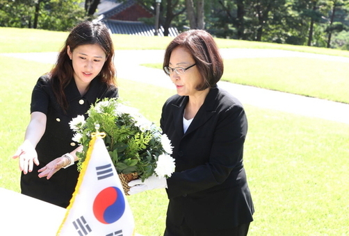 박희영 용산구청장, 광복절 맞아  독립유공자 묘소 참배
