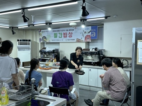 마포구, 빛나는 1인 가구의 든든한 지원군이 되어주세요!