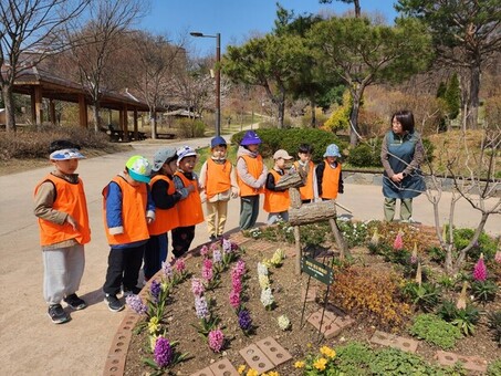 “은평에서 정원가꾸기 고수 돼보자”…은평구, 세대별 맞춤형 가드닝 프로그램 운영