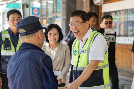 광진구, 불량맨홀 없앤다. 1만9658곳 일제 점검